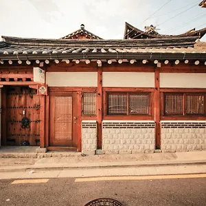 Guest house Bukchonmaru Hanok